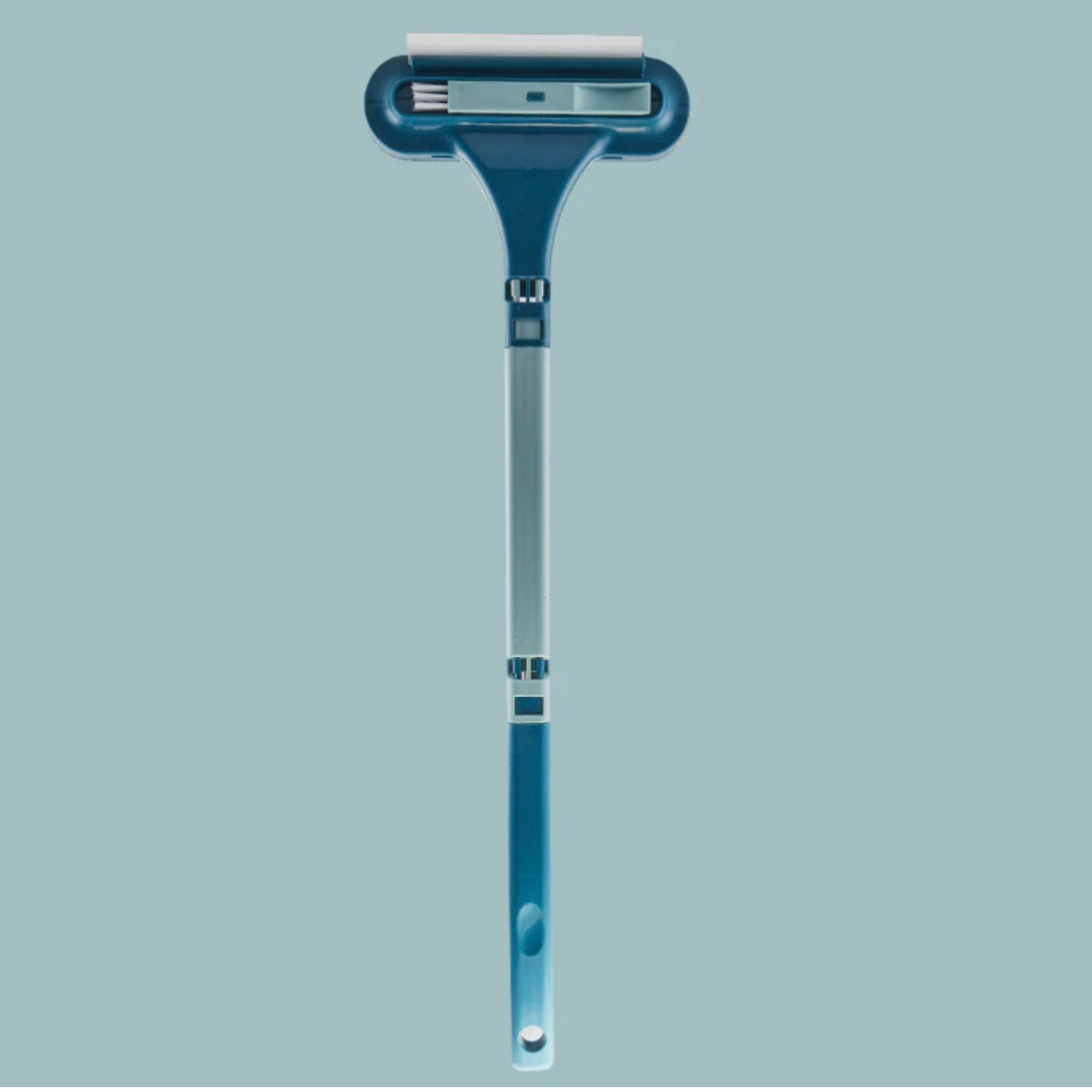 Blauwe MultiBrush stofborstel met lange steel en rubberen strip voor alle oppervlakken