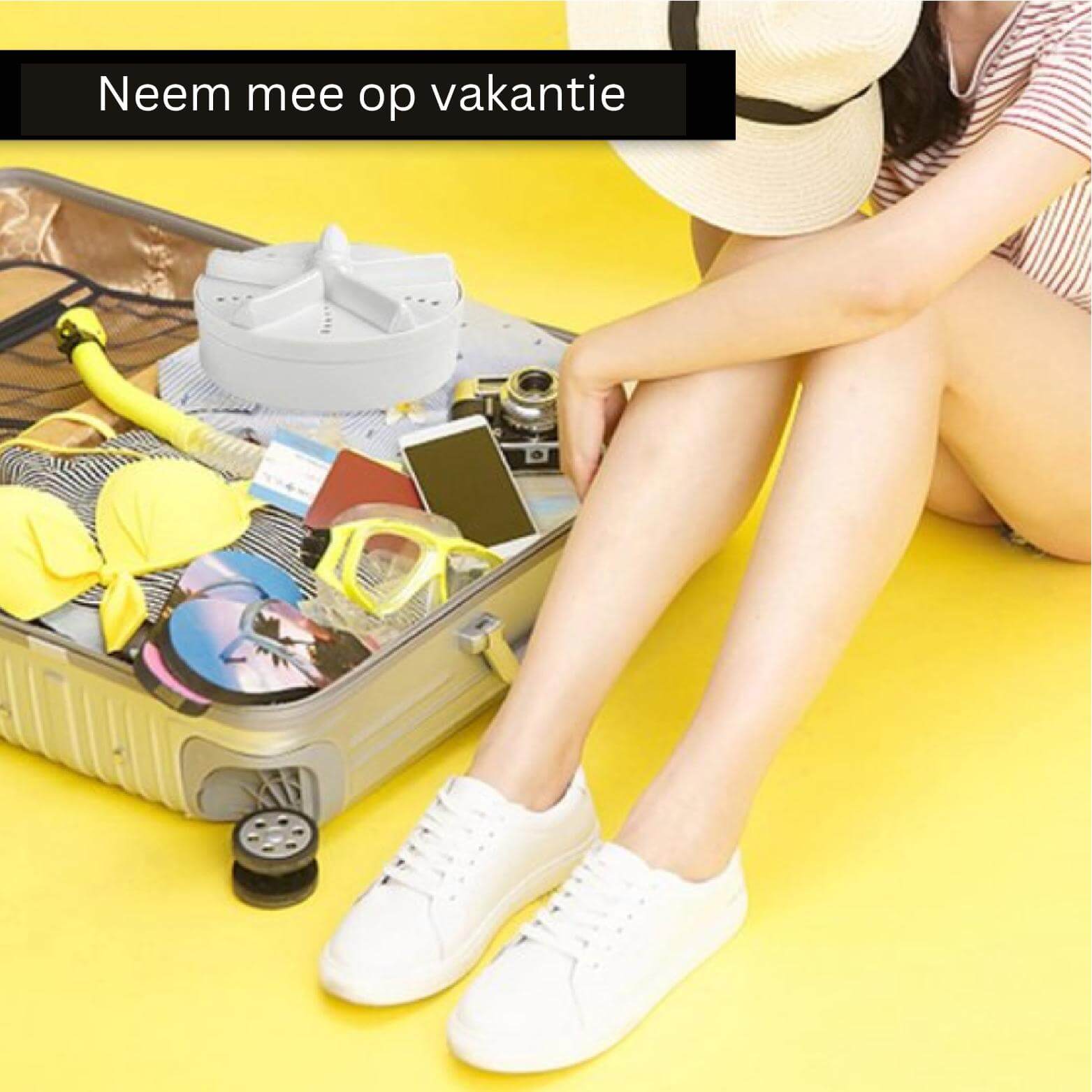 EasyWash mini-wasmachine in een koffer, klaar voor vakantie.